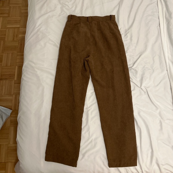 Brown corduroy pants - Picture 2 of 8